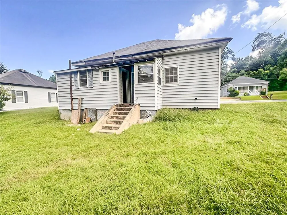 54 Bleachery Street Griffin, GA 30223
