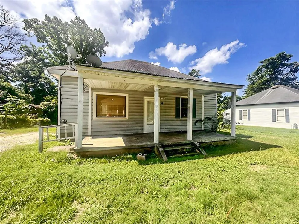 54 Bleachery Street Griffin, GA 30223