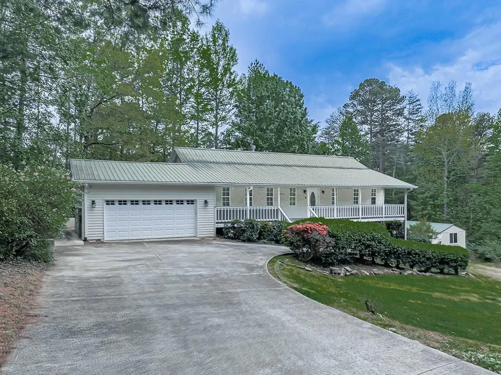 333 Stable Gate Drive Blairsville, GA 30512