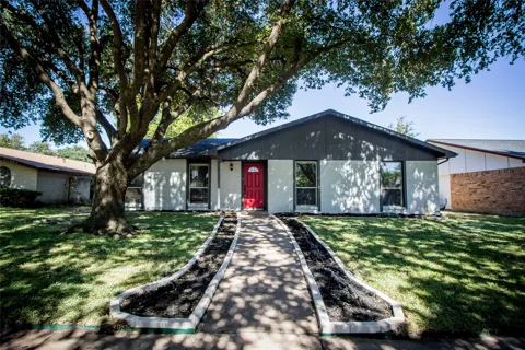 2813 Ripplewood Drive