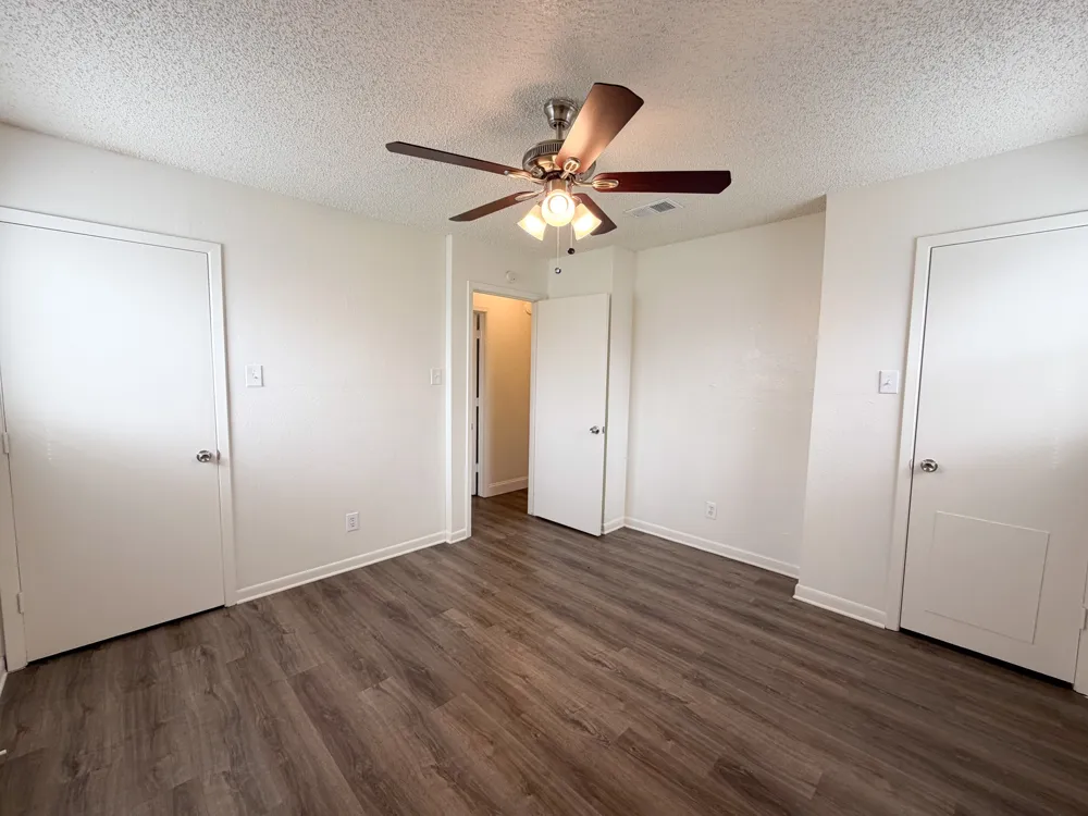 604 Walter Stephenson Road #B Midlothian, TX 76065