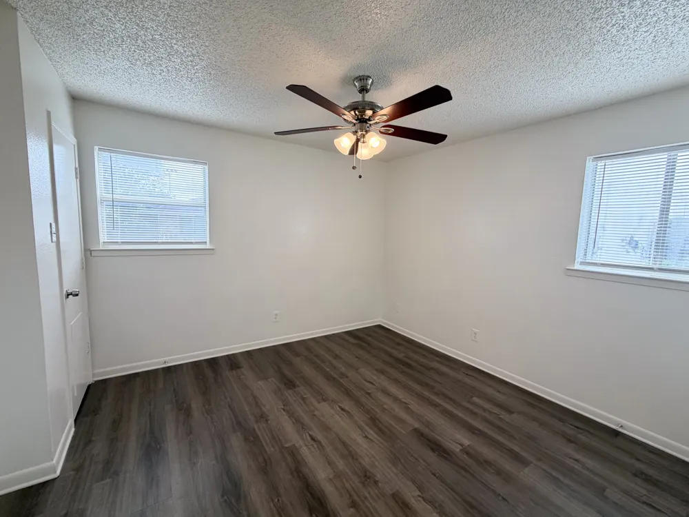 604 Walter Stephenson Road #B Midlothian, TX 76065