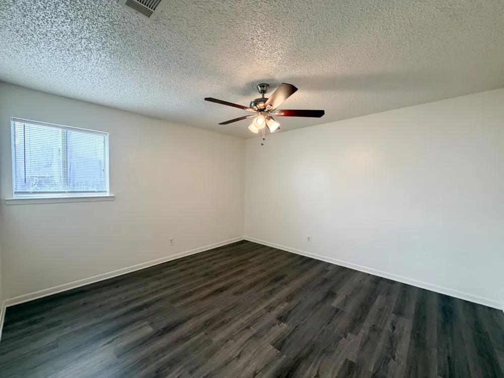 604 Walter Stephenson Road #B Midlothian, TX 76065