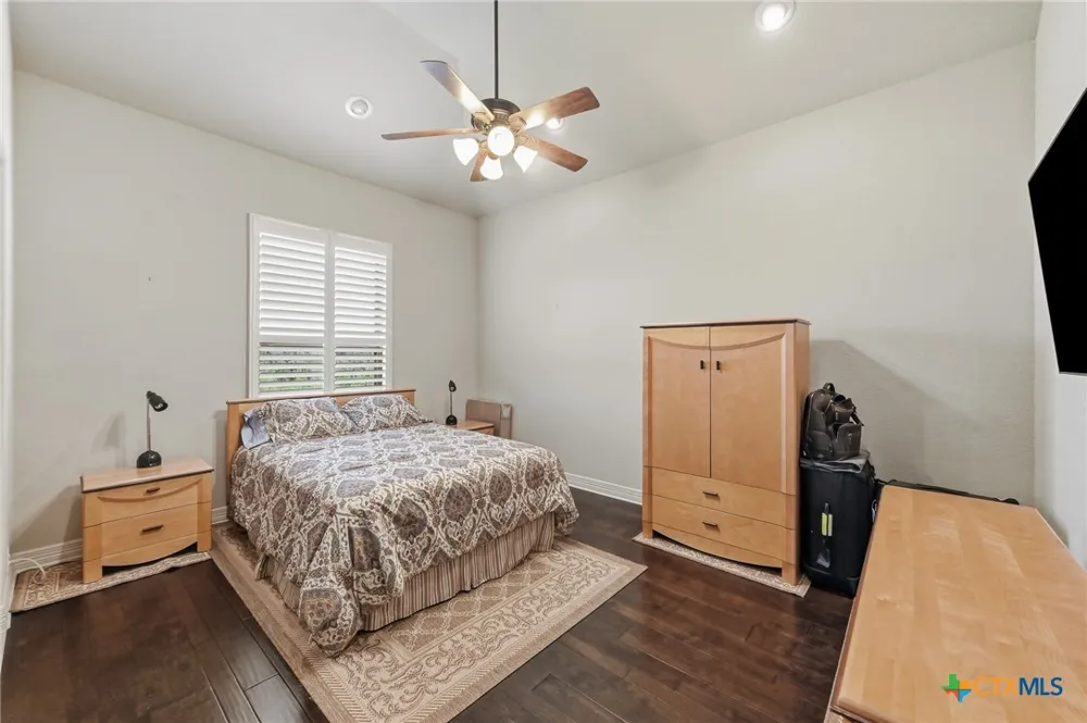 1542 Melanie Circle San Antonio, TX 78258
