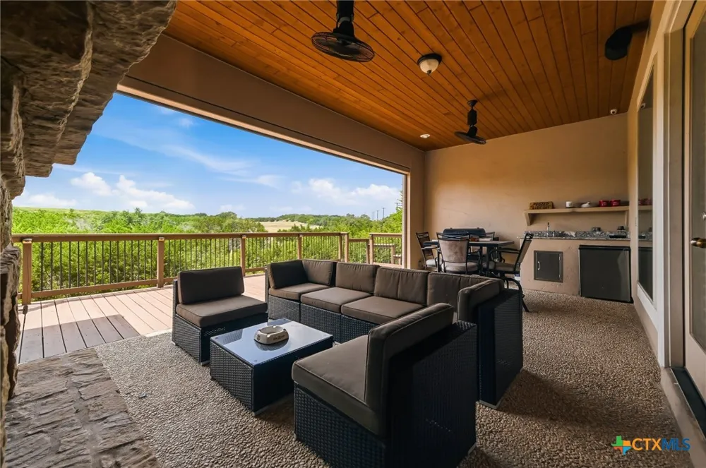 1542 Melanie Circle San Antonio, TX 78258