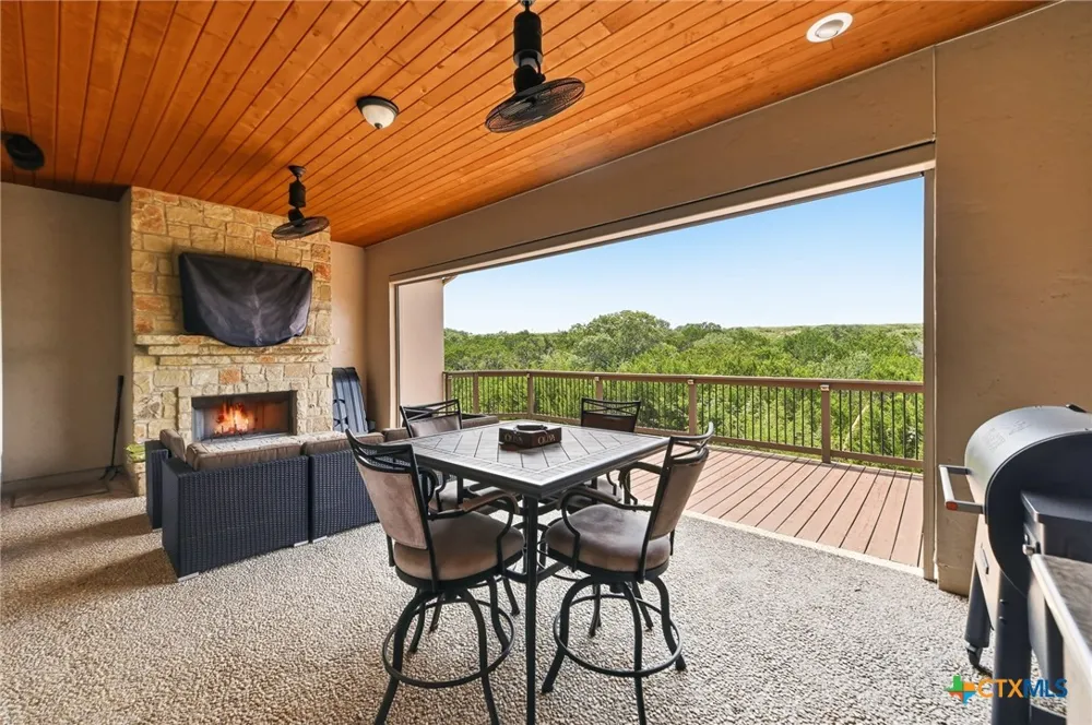 1542 Melanie Circle San Antonio, TX 78258