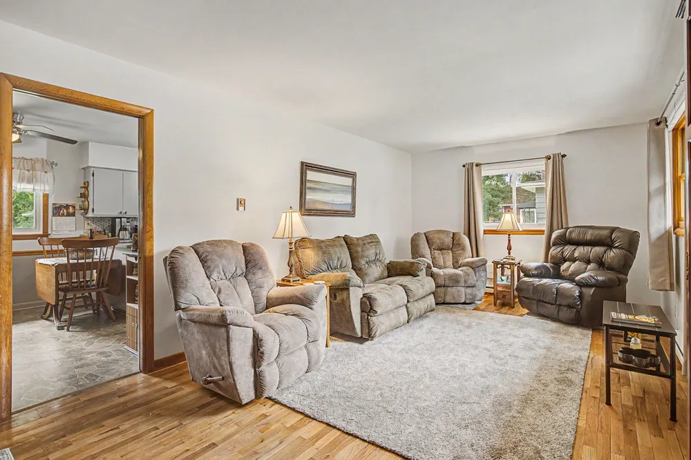 427 Bates Street Jackson, MI 49202