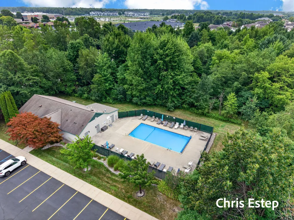 5877 Crosswinds Drive #31 Norton Shores, MI 49444