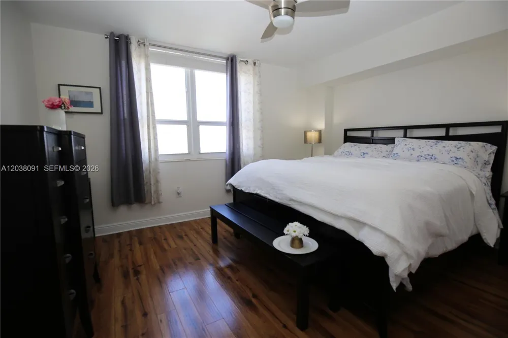 3232 SW 22nd Ter #1510 Miami, FL 33145