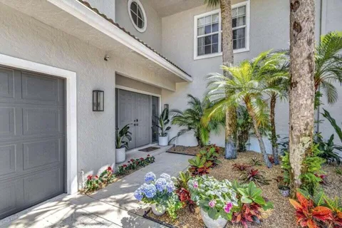11839 PEBBLEWOOD DRIVE