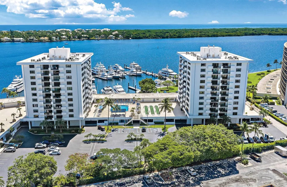 1208 MARINE WAY #G13 North Palm Beach, FL 33408