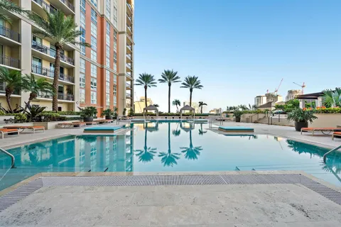 550 OKEECHOBEE BOULEVARD #1614