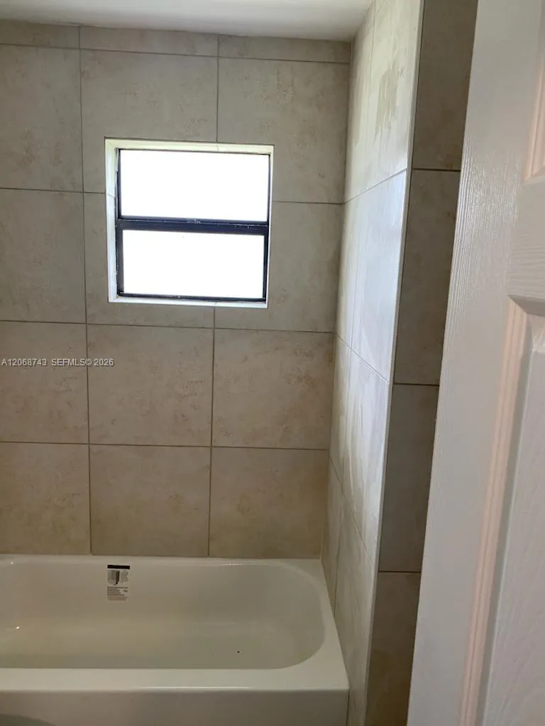 2416 NW 79th Ter #2418 Miami, FL 33147