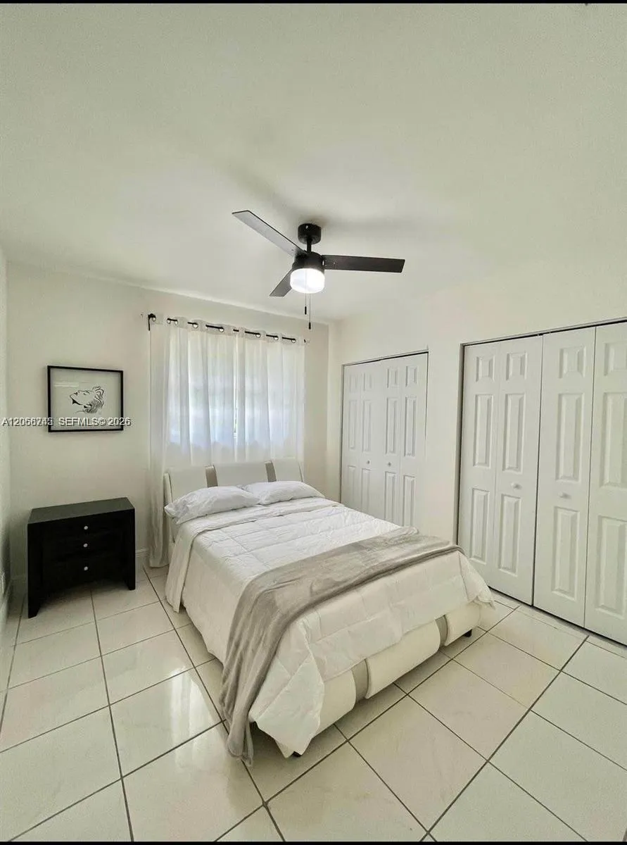 1097 E 1st Ave Hialeah, FL 33010