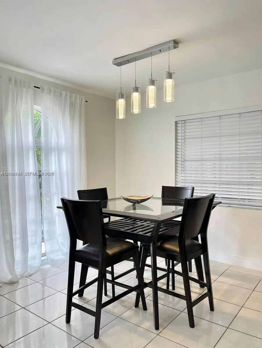 1097 E 1st Ave Hialeah, FL 33010