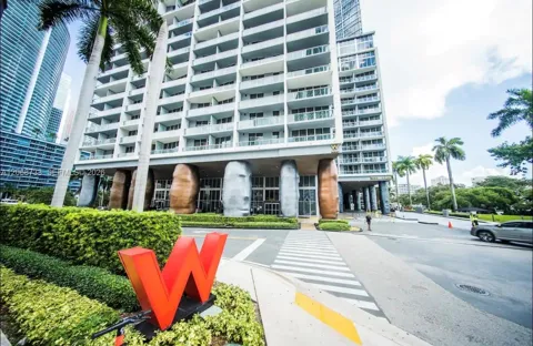 485 Brickell Ave #4711