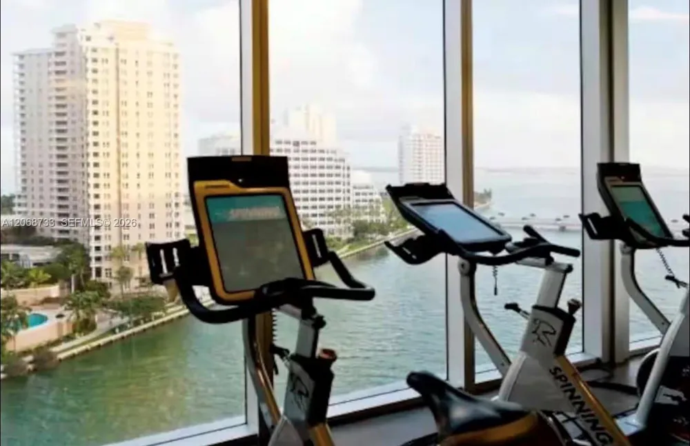 485 Brickell Ave #4711 Miami, FL 33131