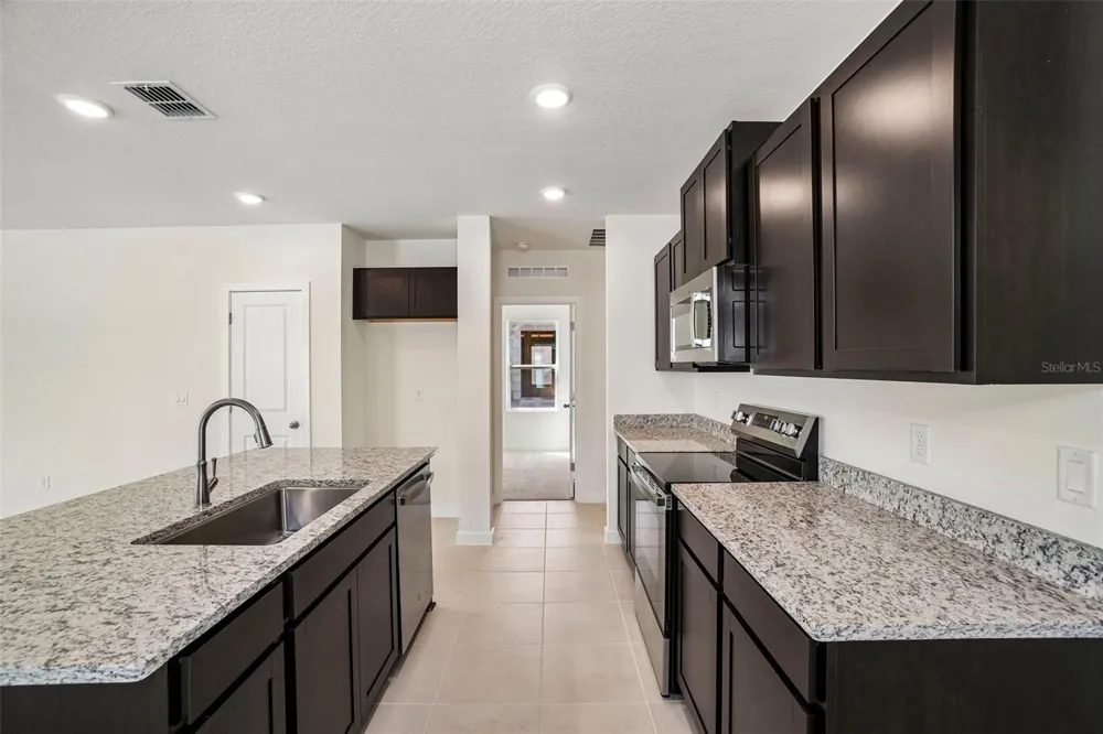 341 MEREDITH BOULEVARD Winter Haven, FL 33881
