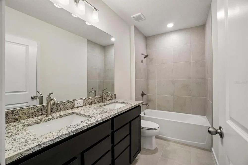 341 MEREDITH BOULEVARD Winter Haven, FL 33881