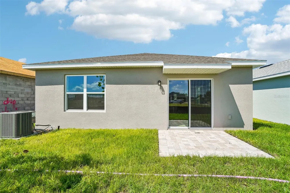 341 MEREDITH BOULEVARD Winter Haven, FL 33881