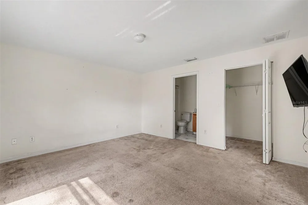 135 FISHER WAY TRAIL Ocklawaha, FL 32179