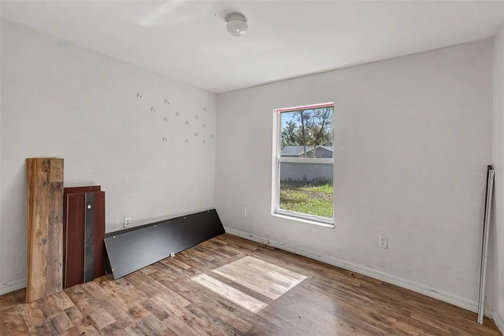 135 FISHER WAY TRAIL Ocklawaha, FL 32179