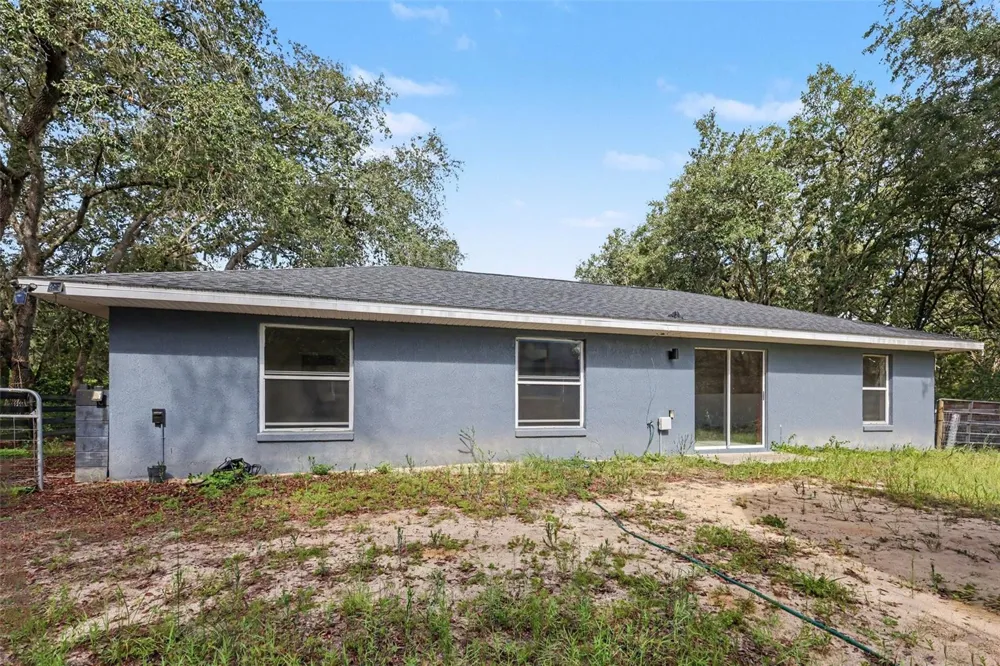 135 FISHER WAY TRAIL Ocklawaha, FL 32179