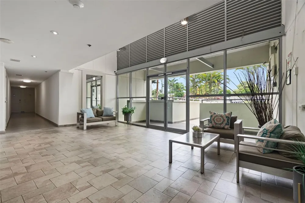 37 Atrium Park CALLE REGINA MEDINA #C-604 Guaynabo, PR 00969