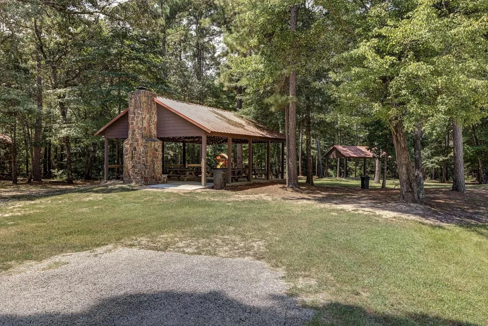2 Remington Road Huntsville, TX 77340