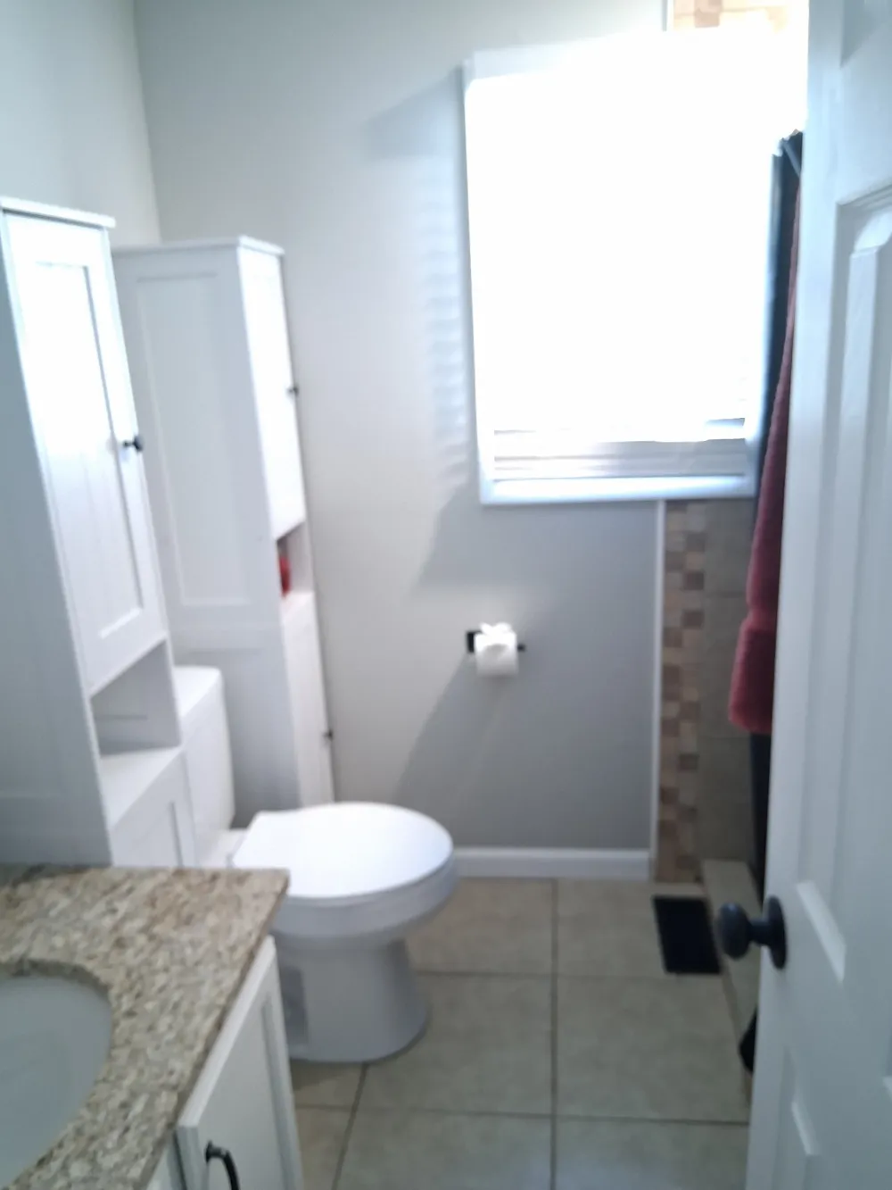 1263 Avondale Rd #B Hendersonville, TN 37075