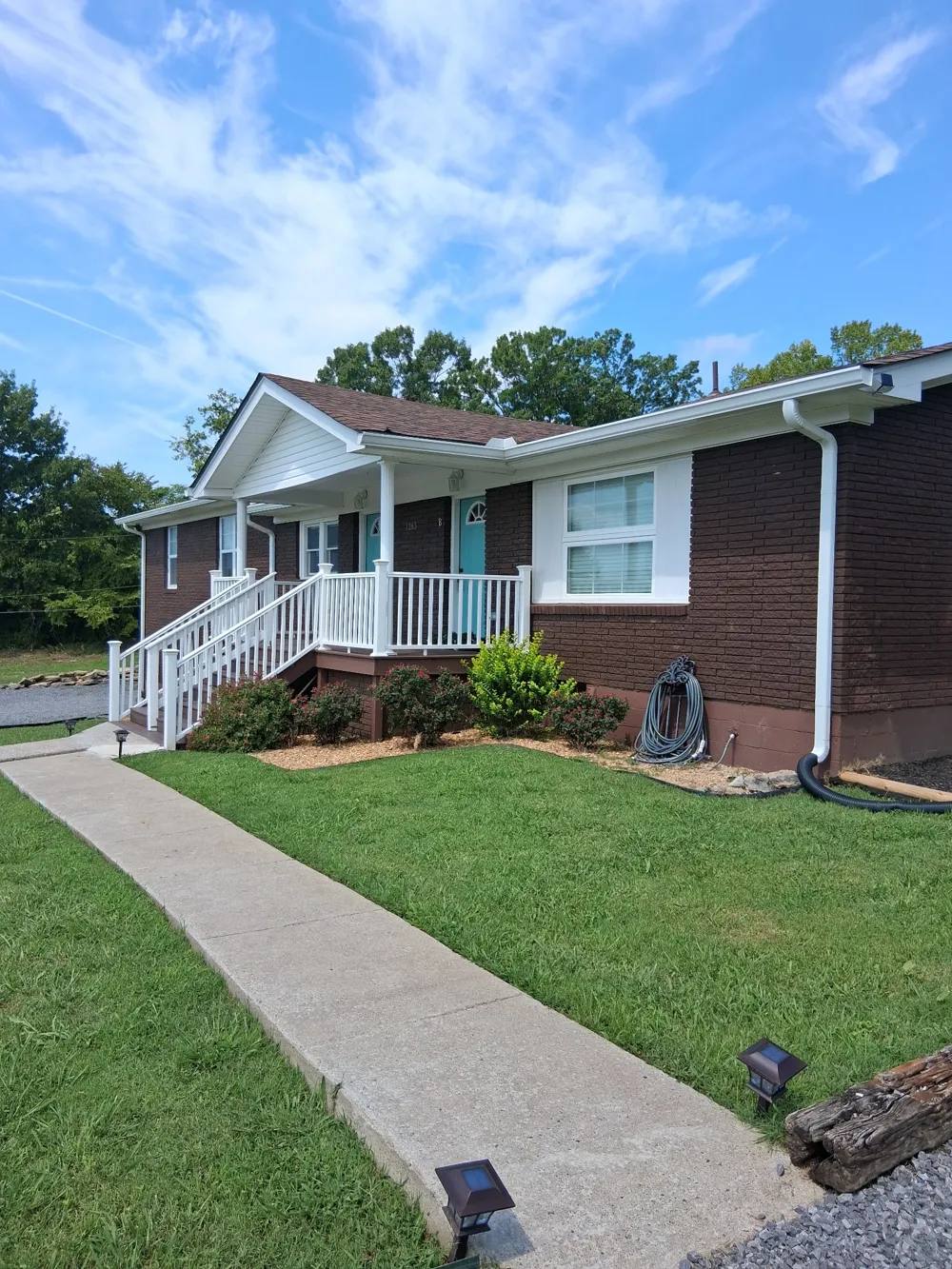 1263 Avondale Rd #B Hendersonville, TN 37075