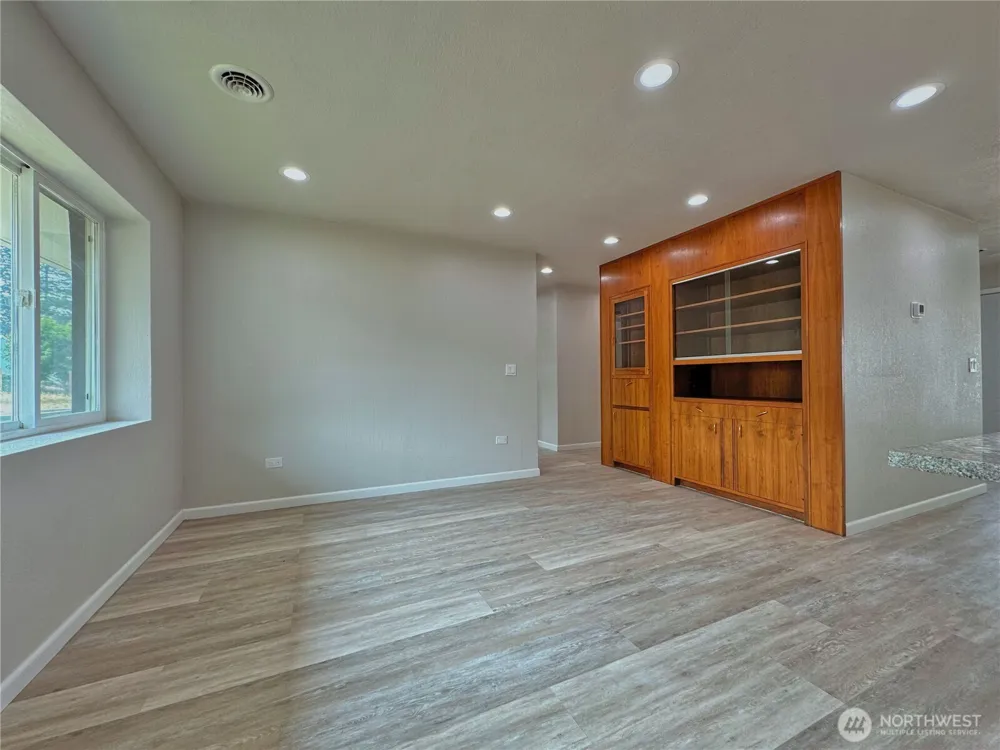 1013 River Drive Coulee Dam, WA 99116
