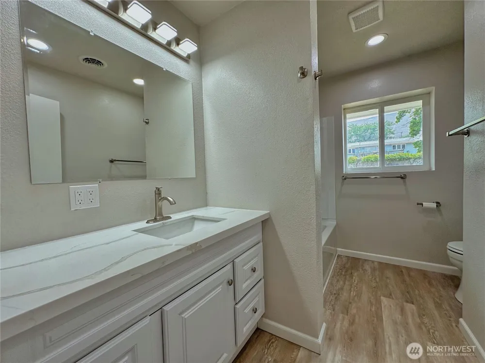 1013 River Drive Coulee Dam, WA 99116