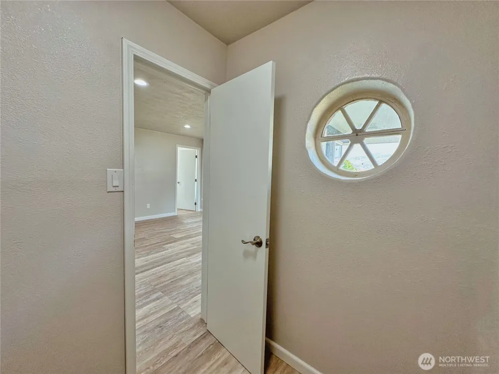 1013 River Drive Coulee Dam, WA 99116