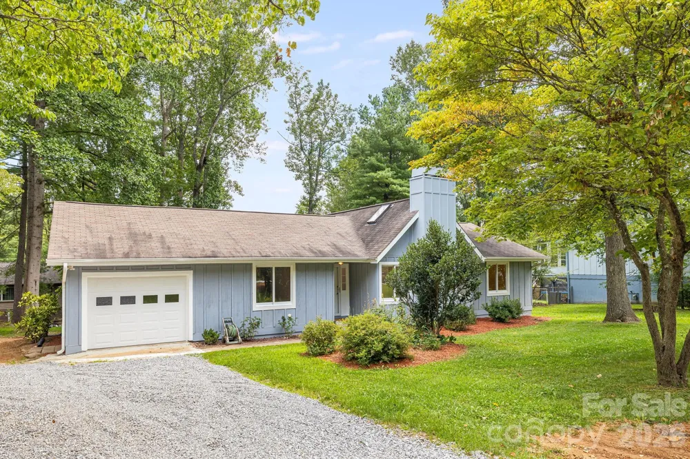 35 Golden Oaks Lane Fletcher, NC 28732