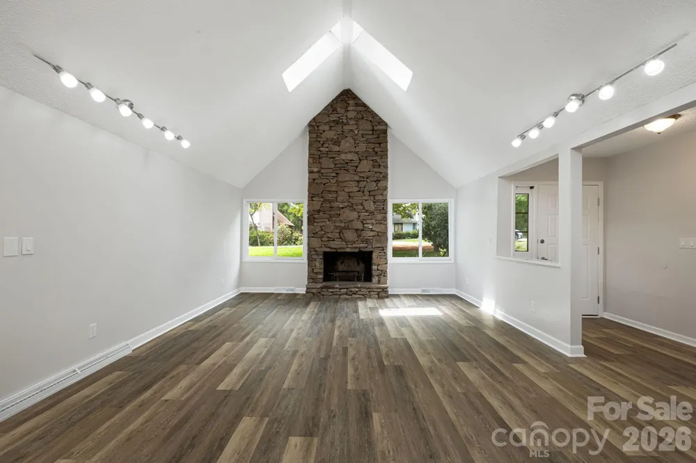 35 Golden Oaks Lane Fletcher, NC 28732