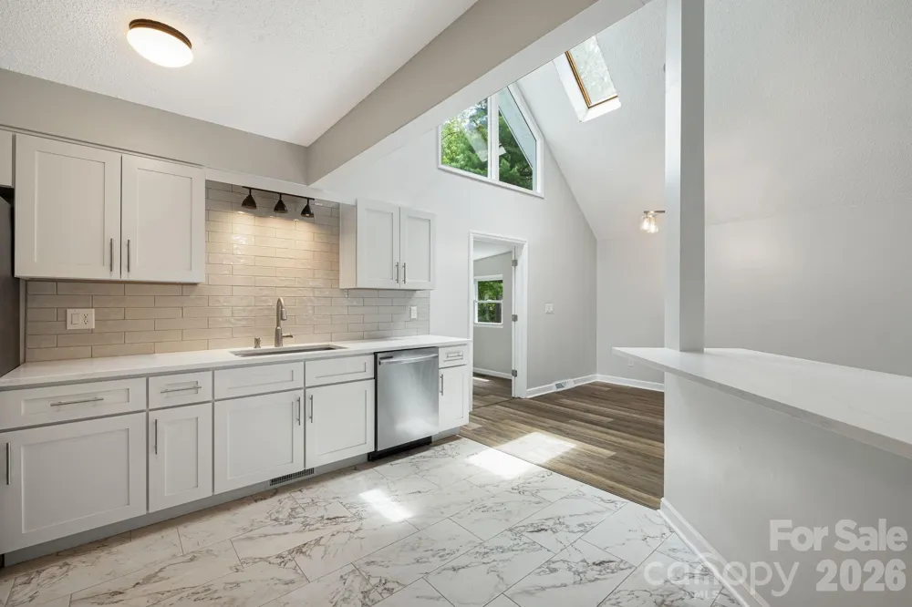 35 Golden Oaks Lane Fletcher, NC 28732