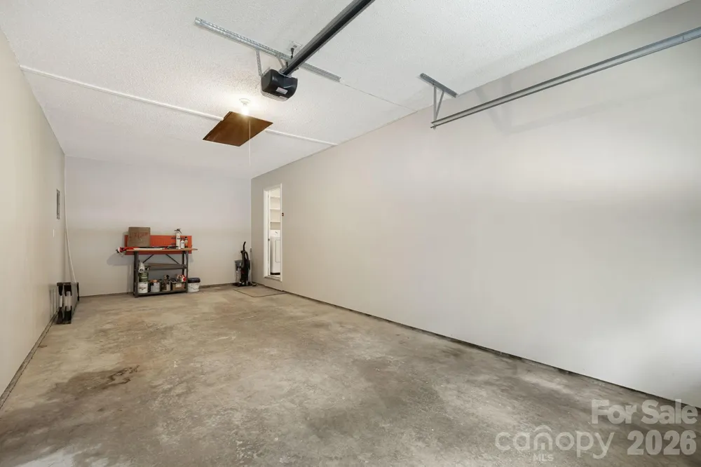 35 Golden Oaks Lane Fletcher, NC 28732