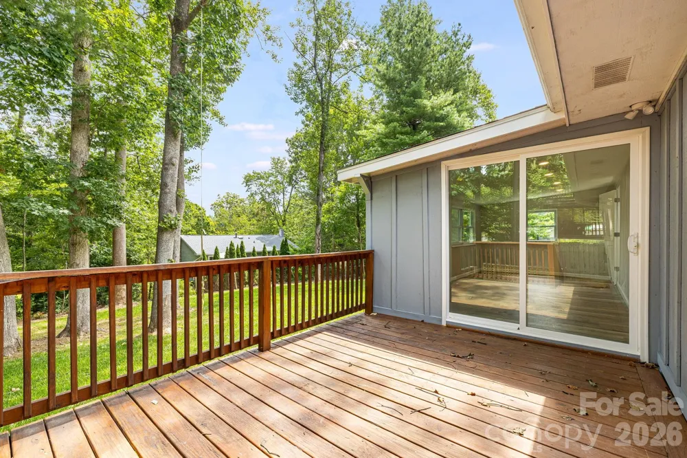 35 Golden Oaks Lane Fletcher, NC 28732