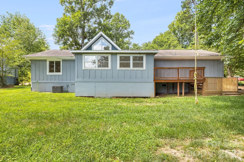 35 Golden Oaks Lane Fletcher, NC 28732