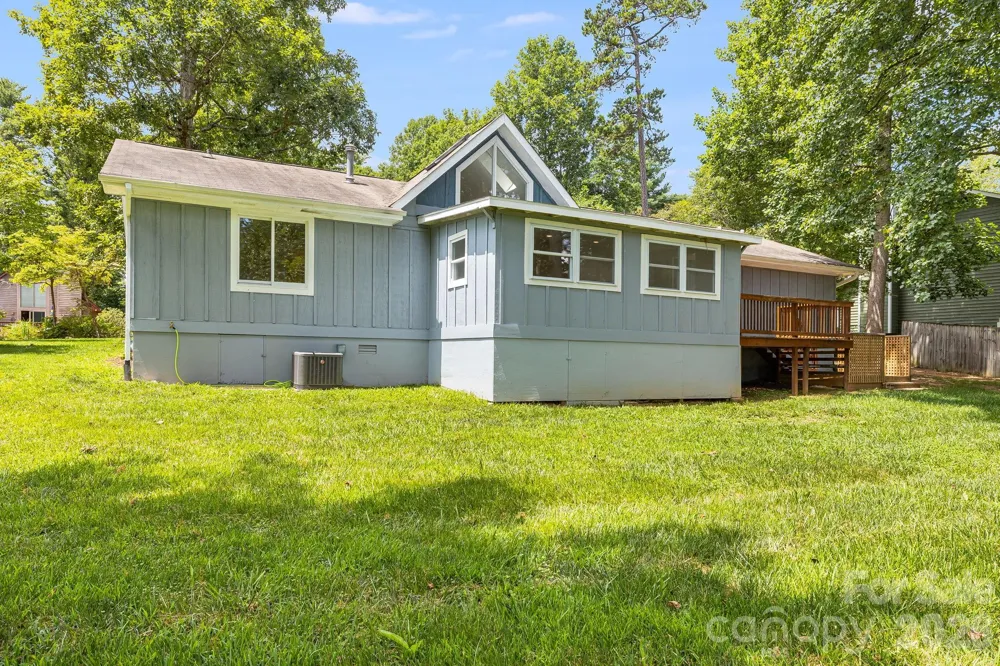 35 Golden Oaks Lane Fletcher, NC 28732