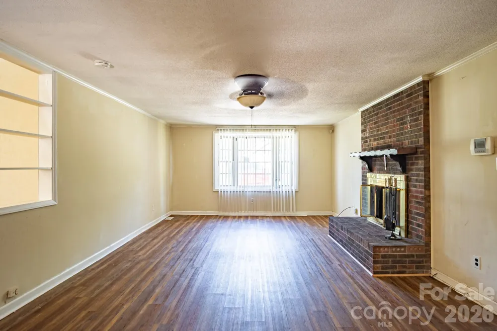 1708 Belmar Drive Gastonia, NC 28052