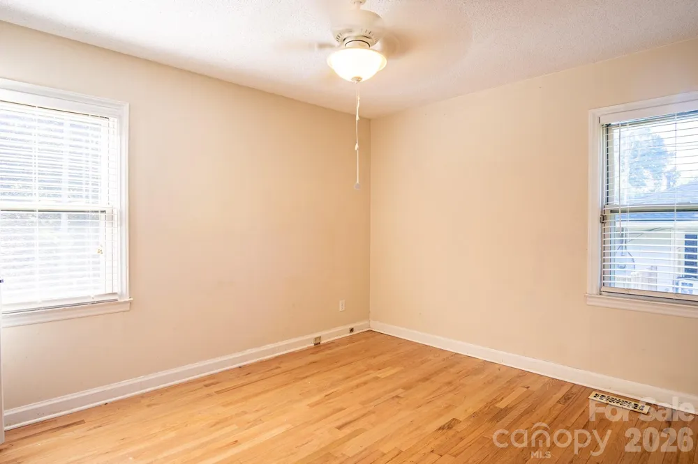 1708 Belmar Drive Gastonia, NC 28052