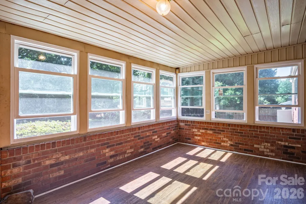 1708 Belmar Drive Gastonia, NC 28052