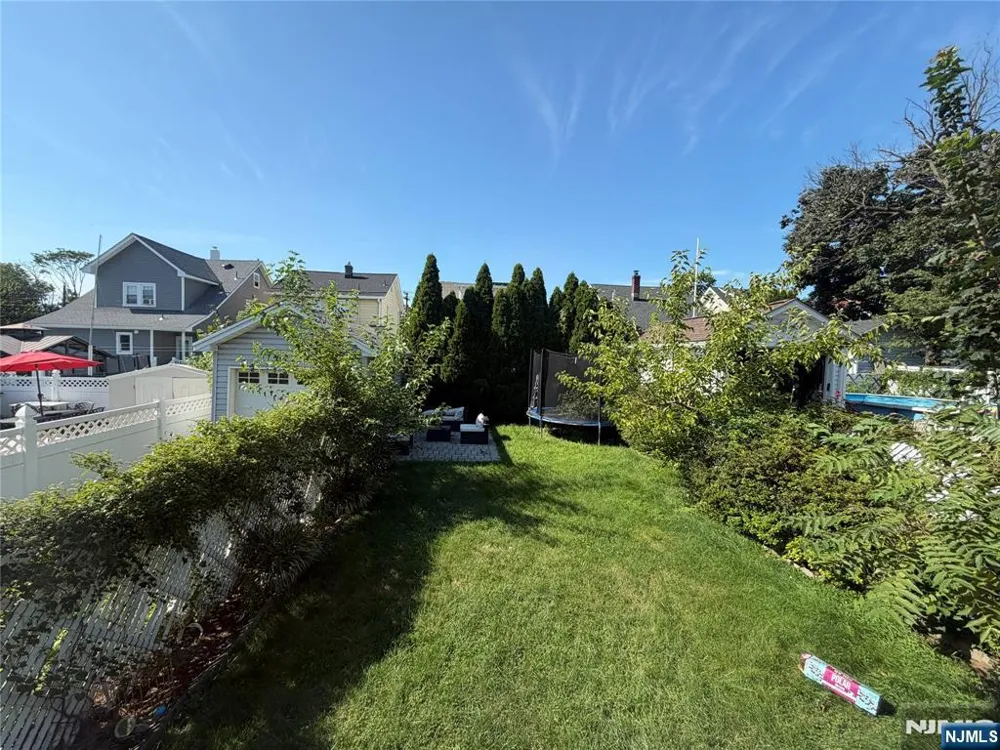 296 E 6th Clifton, NJ 07011