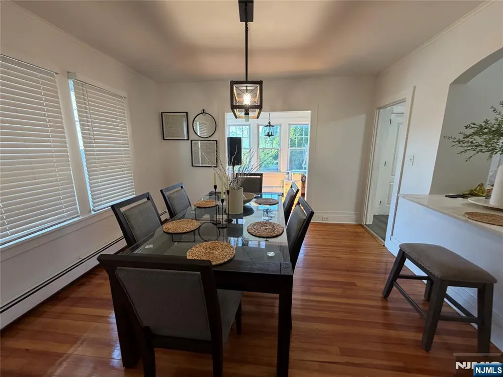 296 E 6th Clifton, NJ 07011