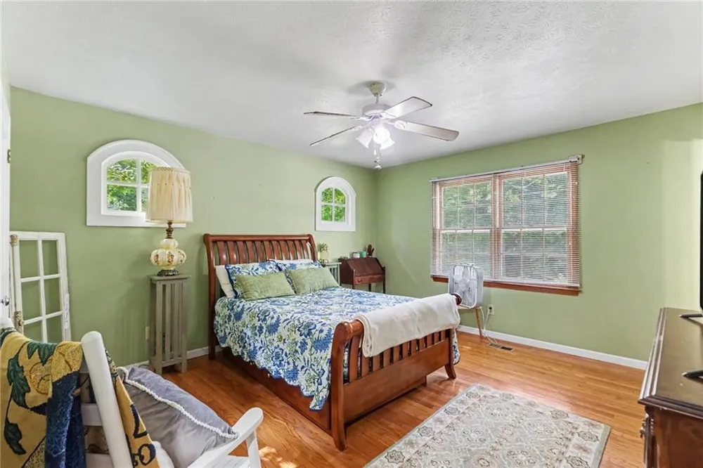 150 Aspen Lake Drive E Newnan, GA 30263