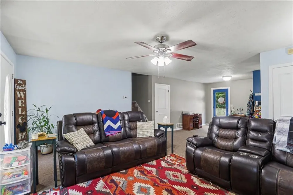 150 Aspen Lake Drive E Newnan, GA 30263