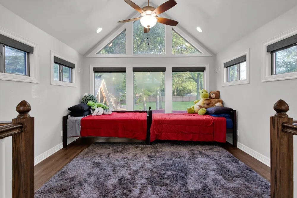 3815 Holly Ridge Drive Longview, TX 75605