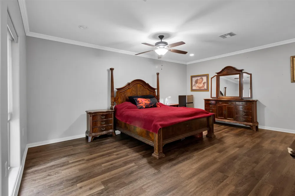 3815 Holly Ridge Drive Longview, TX 75605